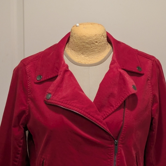 EUC Torrid 2X Bright Red Cotton Blend Velveteen Moto Jacket - Picture 2 of 9